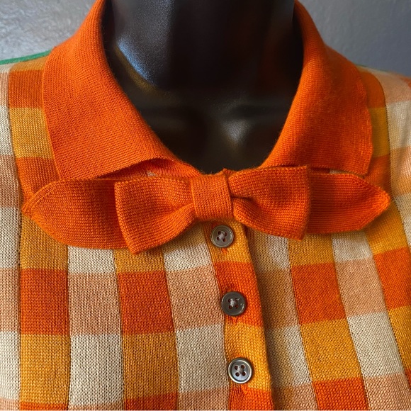 No label, orange and cream gingham pattern sweater - Picture 7 of 15